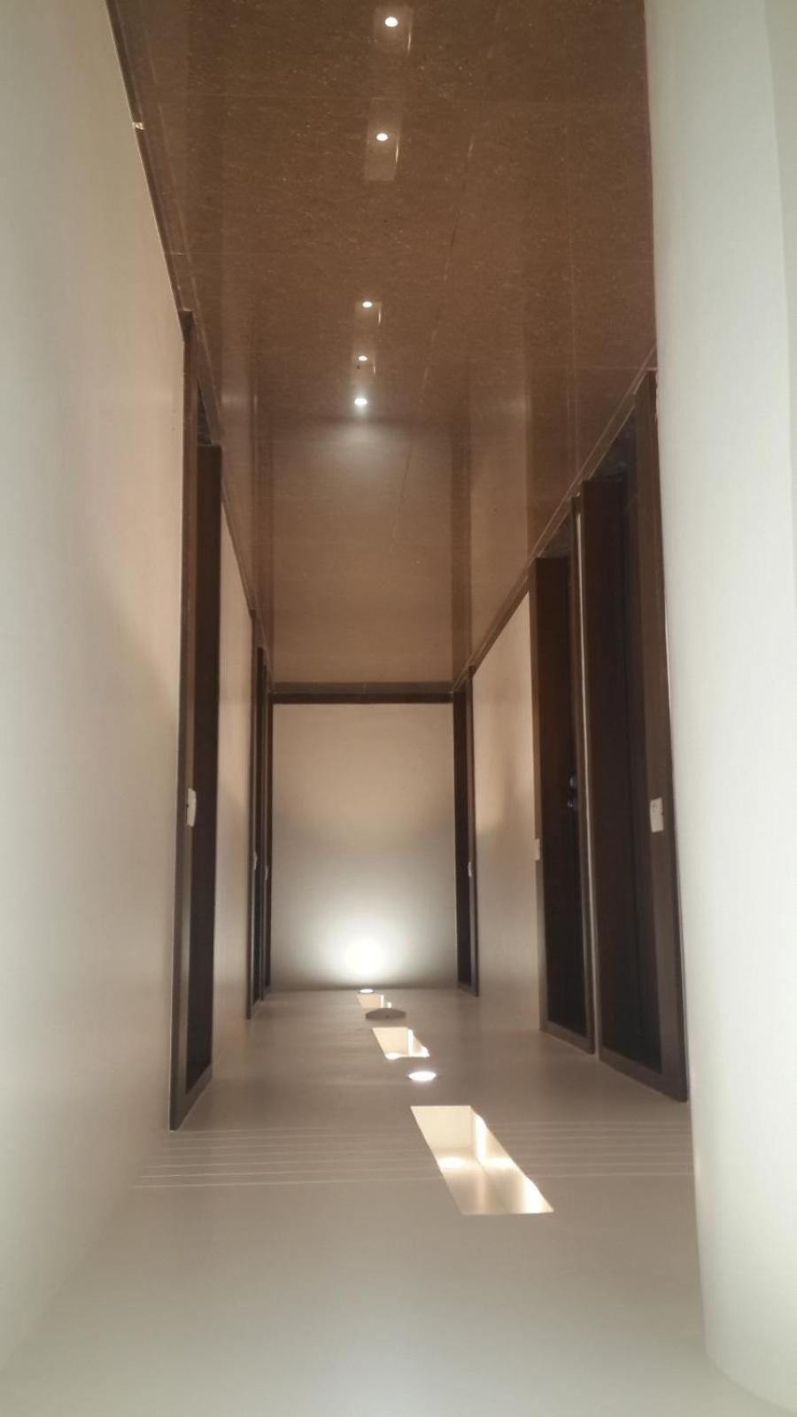 Hotel Zenith Surat Exterior foto